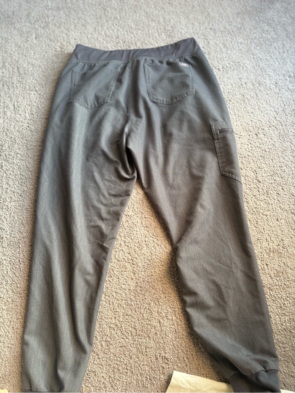 Figs Technical Collection: Graphite Grey Set Medium - Picture 9 of 9
